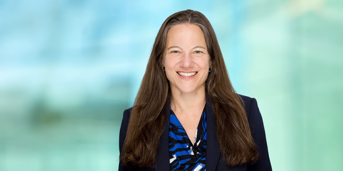 Headshot of Katey Owen