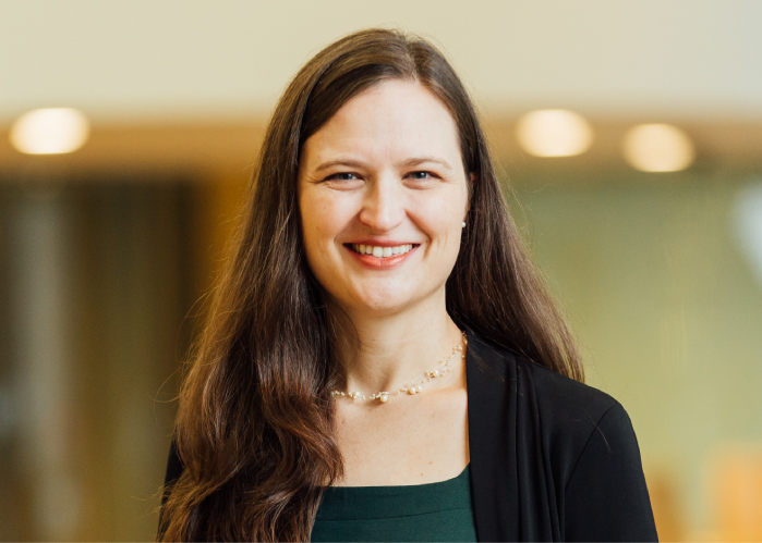 Headshot of Anne Carpenter